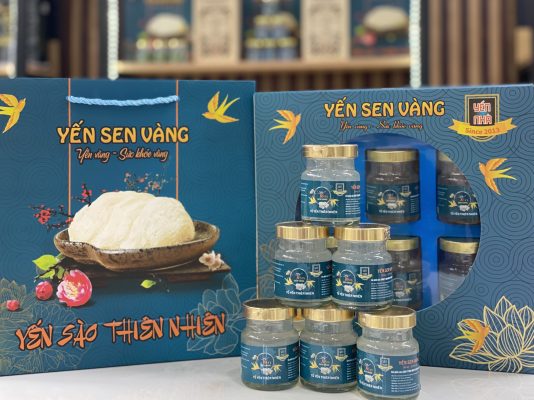 Yến hủ chưng đường phèn